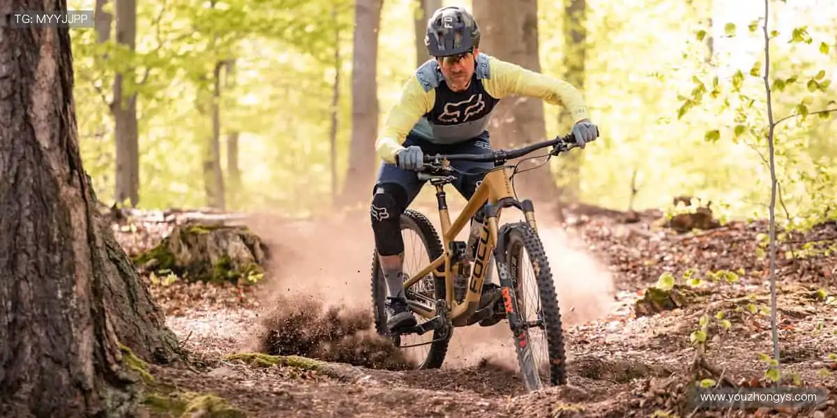 🎯 专业装备,助力突破极限!💪 每一次挥拍,都是精准的胜利!